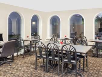Super 8 By Wyndham Morton Grove/Chicago Interior foto